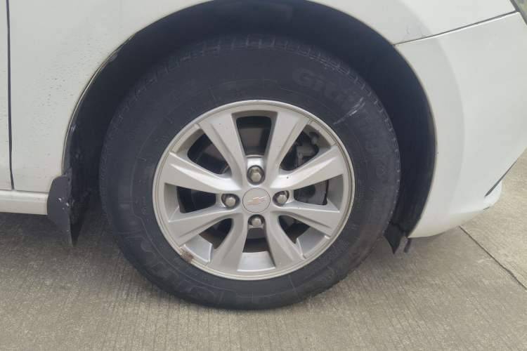 Used Chevrolet Sail 2015 Sail 3 1.3L AMT Ideal Edition Right Front Wheel Hub