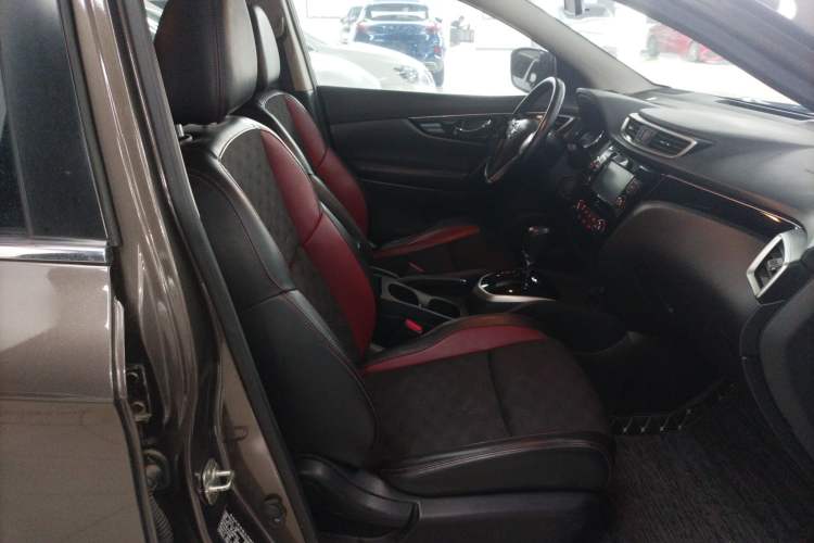 Used Nissan Qashqai 2017 2.0L CVT Luxury Edition China V Standard Right Front Seat