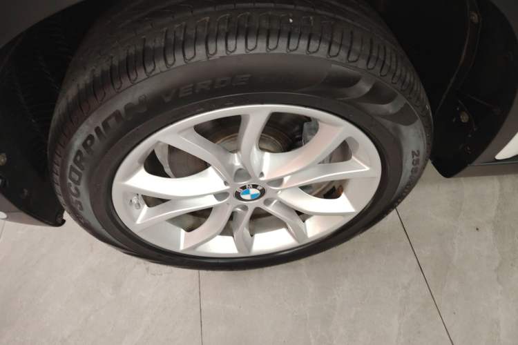 Used BMW X6 2018 xDrive28i
