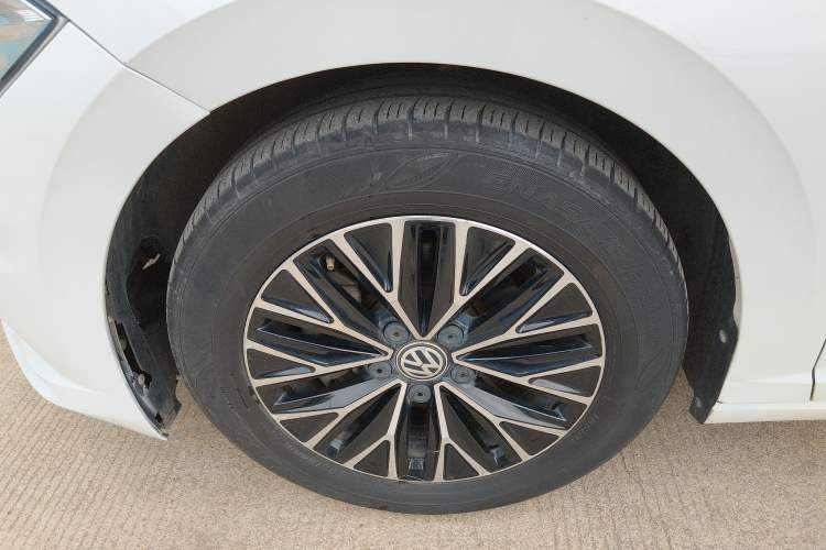 Used Volkswagen Sagitar 2020 200TSI DSG Comfort Version China VI Standard Exterior 4