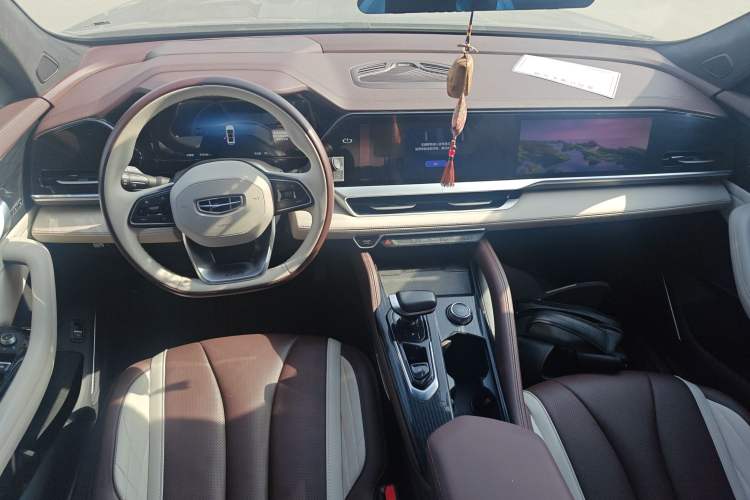 Used Geely Auto Monjaro L 2024 2.0TD High-Power Automatic Two-Wheel Drive Yunqi Version