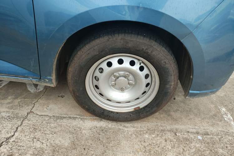 Used Wuling Hongguang PLUS 2020 1.5L Manual Standard Edition 5 Seats