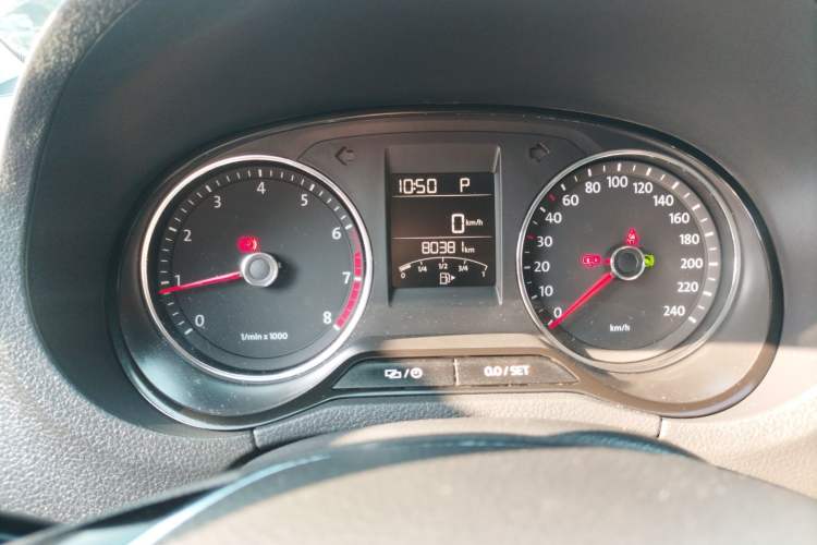 Used Volkswagen Polo 2014 1.6L Cross Polo Automatic
