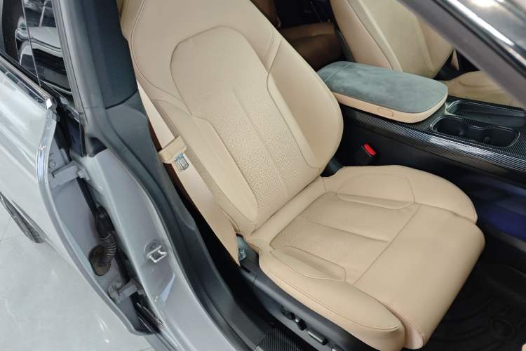 Used Nio ET5T 2023 75 kWh Touring
