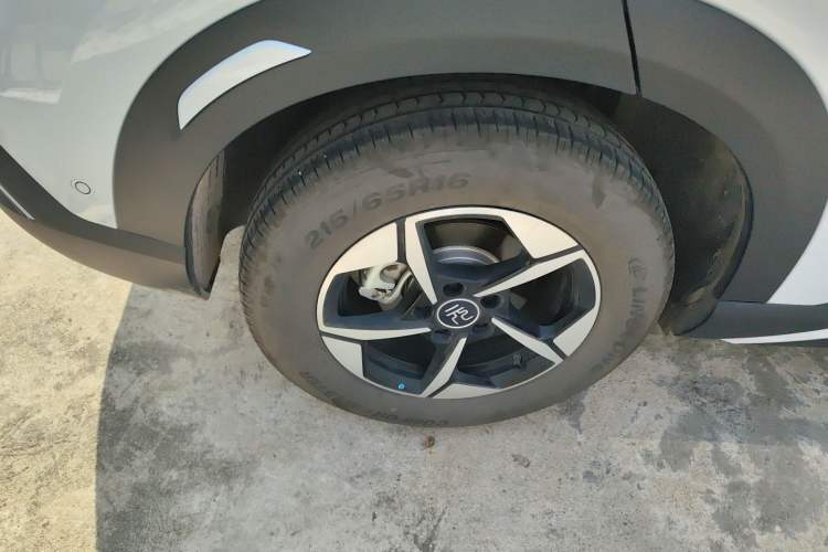 Used BYD Yuan UP 2025 Intelligent Driving Version 401 km Beyond-Range Edition