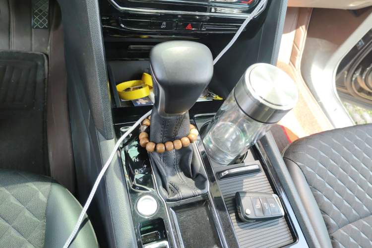 Used Volkswagen Teramont X 2020 330TSI Two-Wheel-Drive Luxury Edition Gear Lever