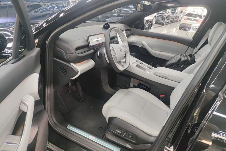 Used Nio ES6 2024 75 kWh
