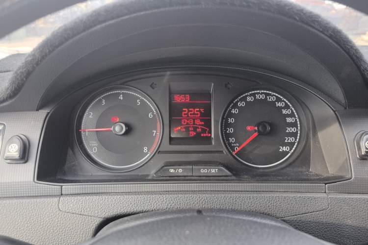 Used Volkswagen Santana 2021 1.5L Manual Fashion Edition Instrument Cluster