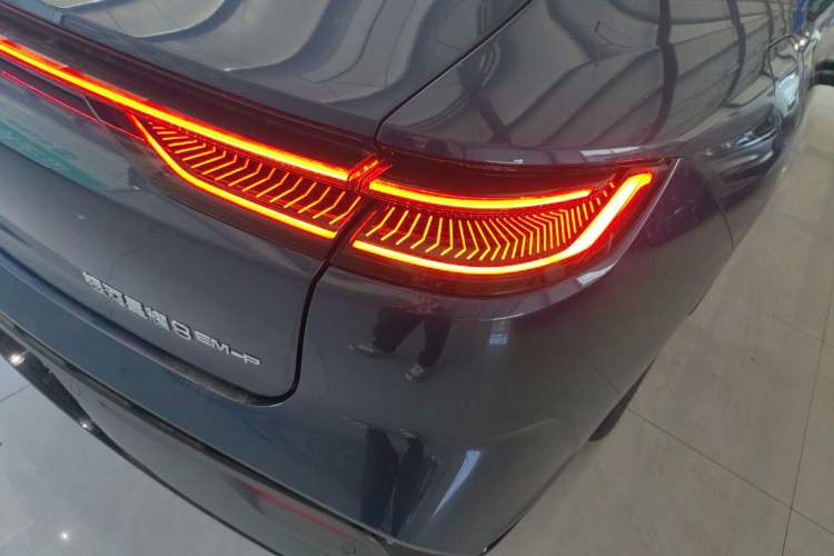 Used Geely Galaxy 8 2025 130km EM-P Starship Edition