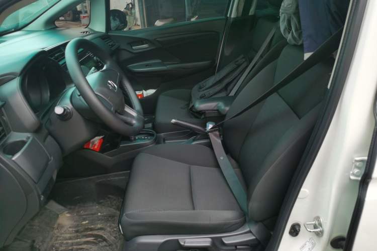 Used Honda Fit 2018 1.5L CVT Comfort Sunroof Version Left Front Seat