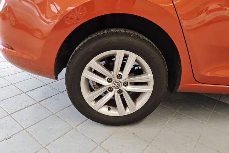 Used Volkswagen Santana 2015 HaoNa 230TSI DSG Comfort Model
