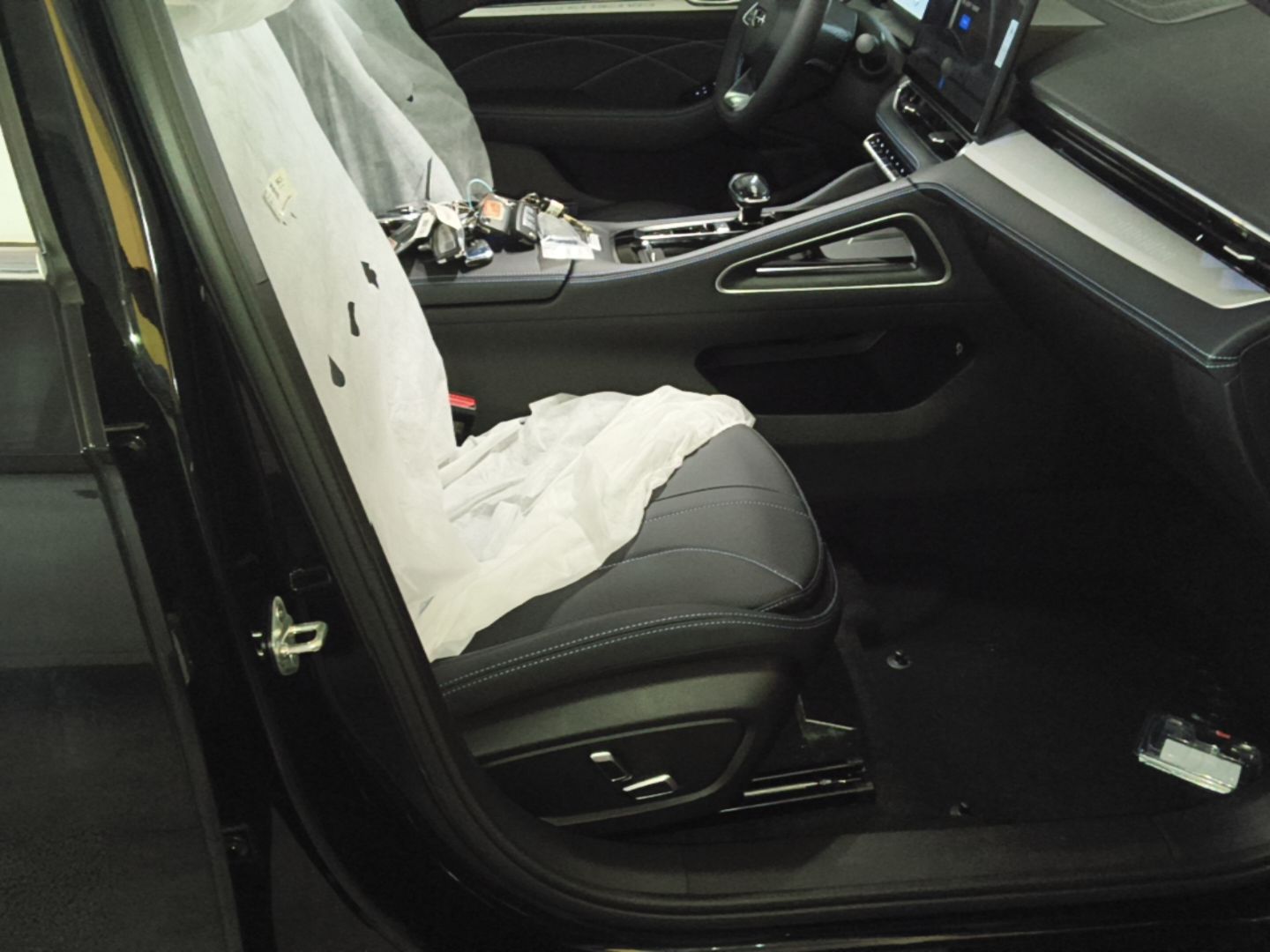 Geely Auto Preface 2026 Model, i-HEV Smart Hybrid Xinghan Edition — снимка 19