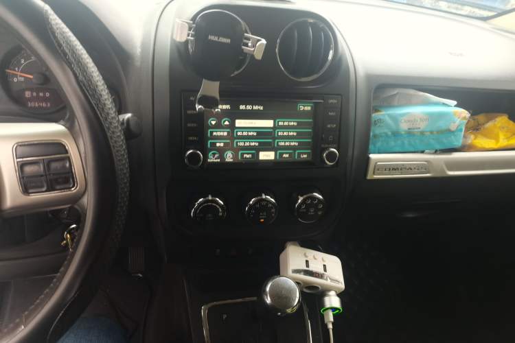 Used Jeep Patriot 2012 2.4 Sport Edition Audio And AC Panel