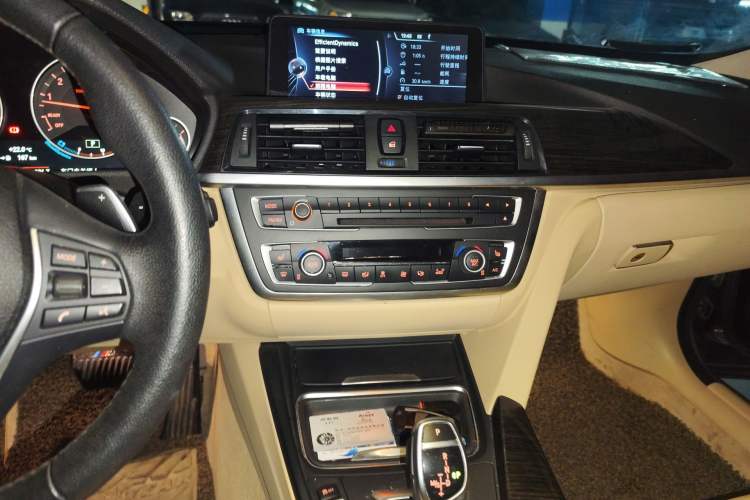 Used BMW 3 Series GT 2014 328i Design Package Model Audio And AC Panel