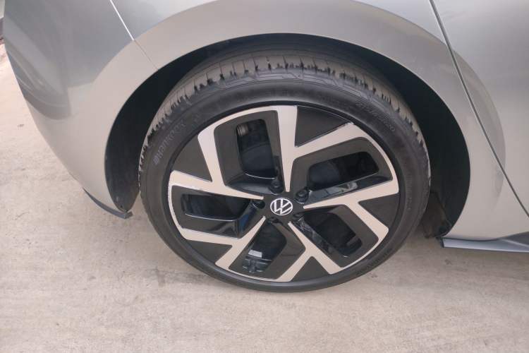 Used Volkswagen ID.3 2024 Intelligent Edition Right Rear Wheel Hub