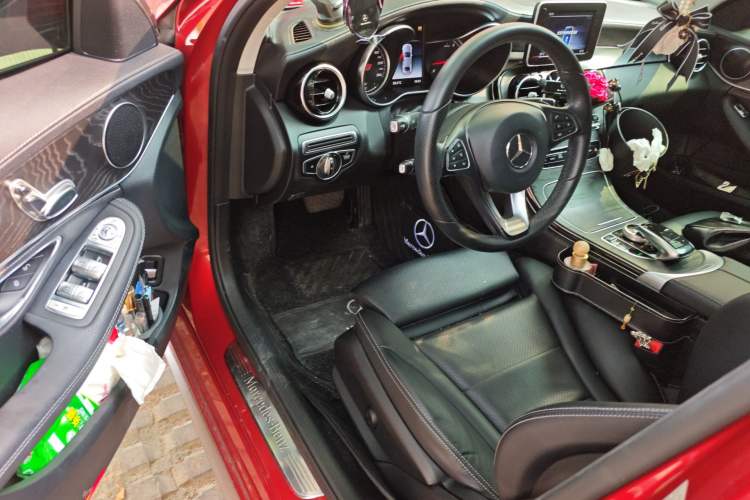 Used Mercedes-Benz C-Class 2018 C 180 L Fashion Edition Sport Version Driver Seat