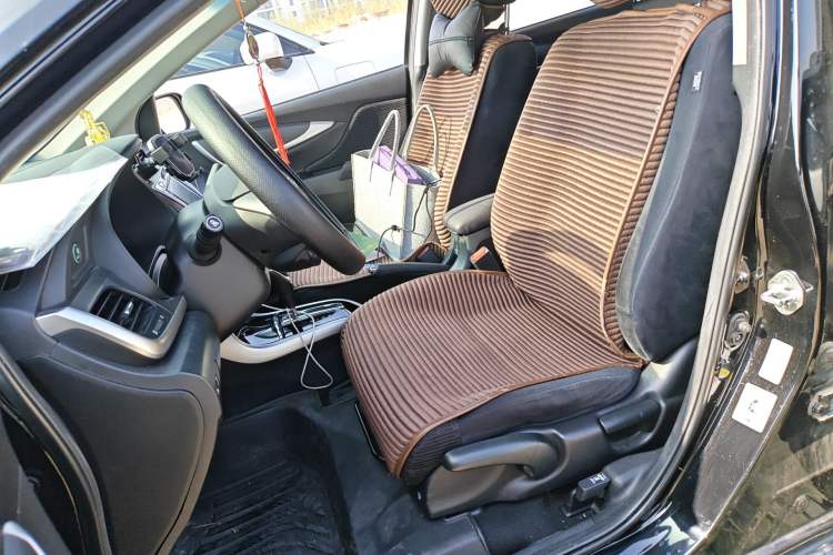 Used Honda Crider 2016 1.8L CVT Leading Edition Left Front Seat