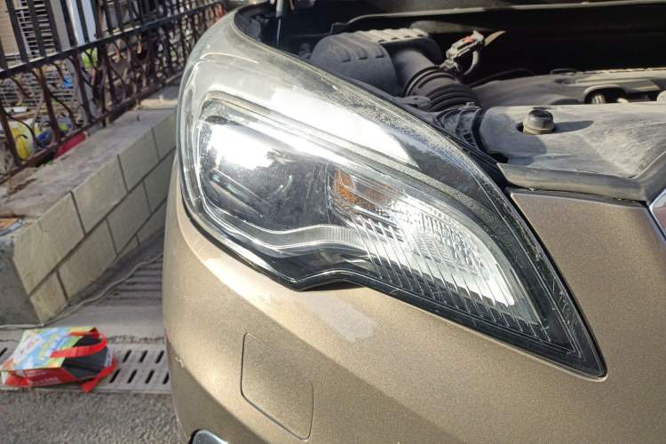 Used Buick Envision 2017 28T Four-Wheel Drive Luxury Model