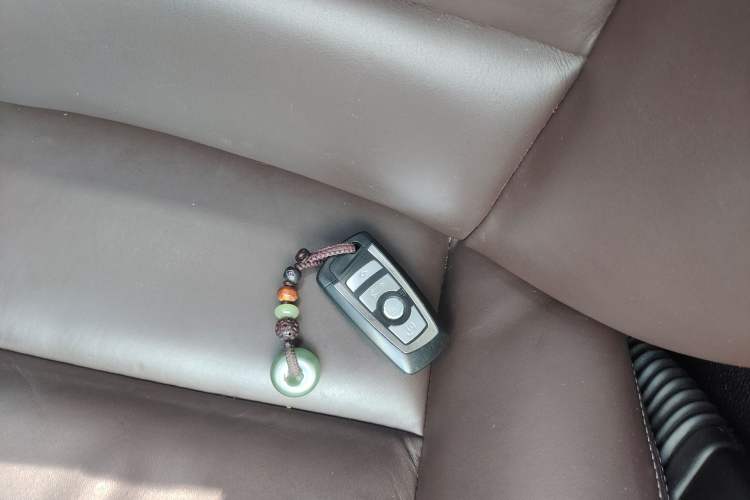 Used BMW 5 Series 2014 525Li Luxury Design Package