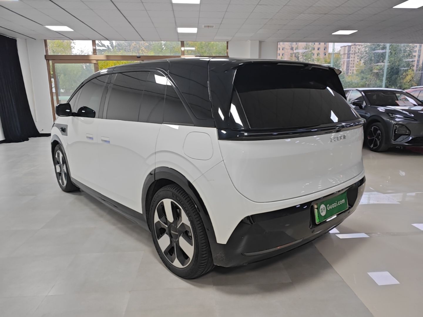 Zeekr MIX 2025 Long-Range Intelligent Driving Edition — снимка 4