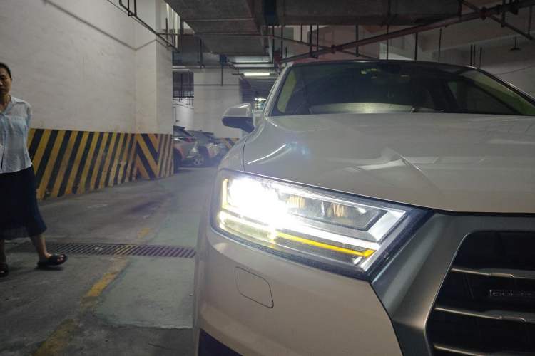 Used Audi Q7 2016 40 TFSI Comfort Model
