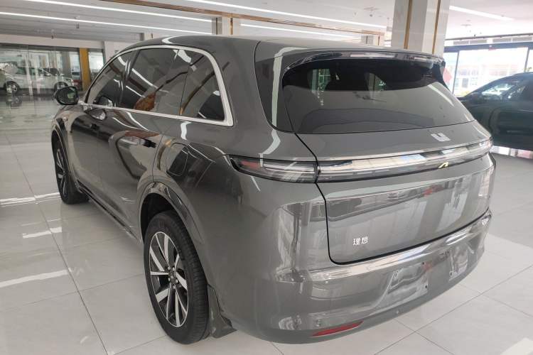 Used Li Auto L7 2023 Pro Model Rear Left 45 Deg