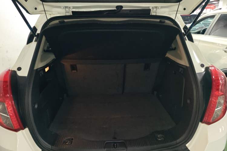 Used Buick Encore 2015 1.4T Automatic All-Wheel-Drive Flagship Model
