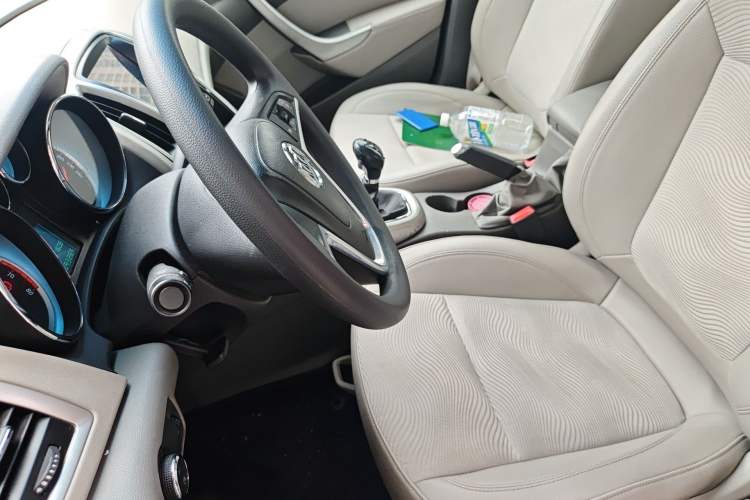 Used Buick GT 2013 XT 1.6L Manual Entry-Level Model