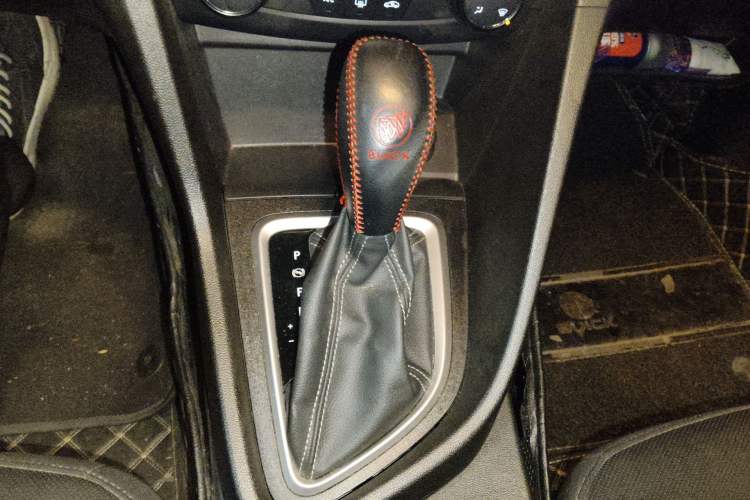 Used Buick GT 2021 Revised Version Flagship 1.5L Automatic Elite Edition Gear Lever