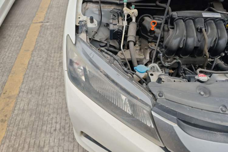 Used Honda City 2015 1.5L manual Comfort version