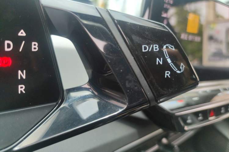 Used Volkswagen ID.3 2021 Pro Smart Edition Gear Lever