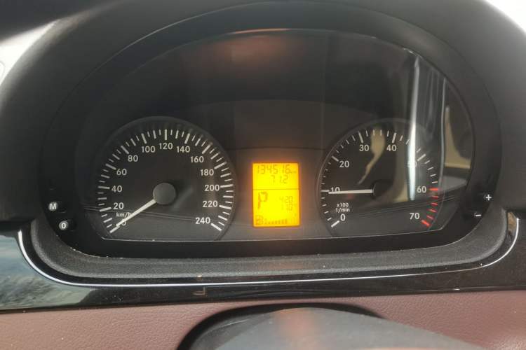 Used Karson Vito 2015 C7 3.0L Business & Luxury Model Variant C Instrument Cluster