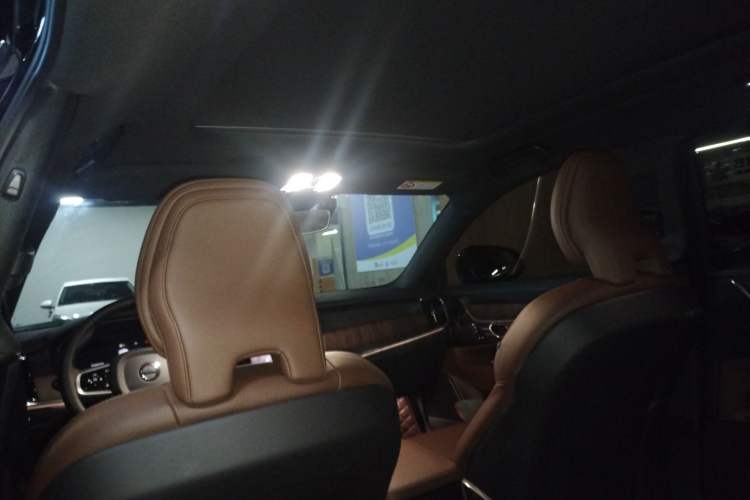 Used Volvo S90 2025 B5 Zhiyuan Luxury Edition
