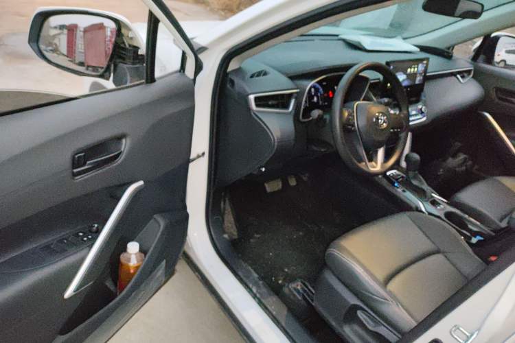 Used Toyota FRONTLANDER 2024 2.0L CVT Elite Plus Edition