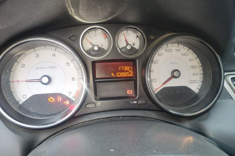 Used Peugeot 308 2013 1.6L Manual YouShang Model
