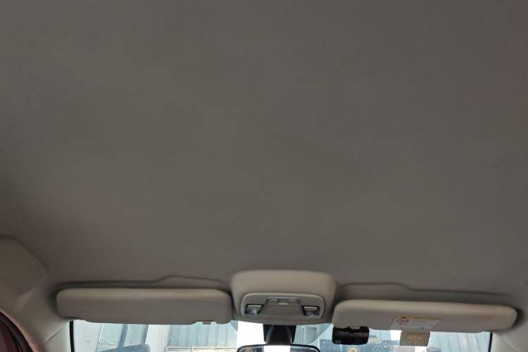 Used Geely Auto Vision 2018 1.5L Manual Happiness Edition Headliner