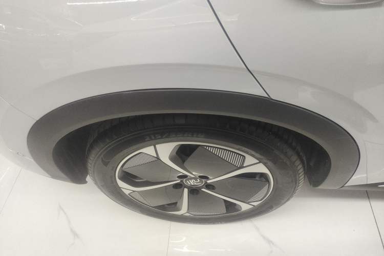 Used BYD Yuan PLUS 2025 Intelligent Driving Version 510 KM Beyond-Grade Edition Right Rear Wheel Hub