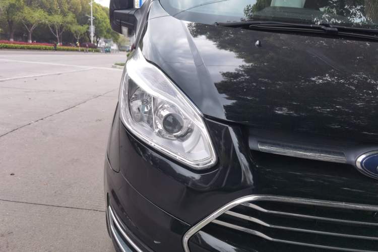 Used Ford Tourneo Custom 2020 Revised Version 2.0T Automatic Elite Edition
