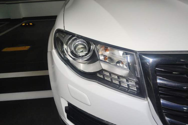 Used Haval H8 2015 2.0T Two-Wheel-Drive Elite Version