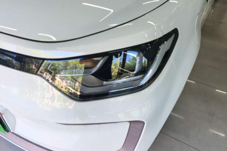 Used SOL E10X 2023 Anniversary Edition 301km Sunflower 36kW