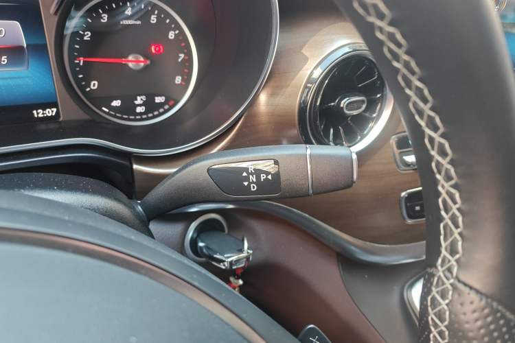 Used Mercedes-Benz V-Class 2022 V 260 L Long-wheelbase Luxury Edition
