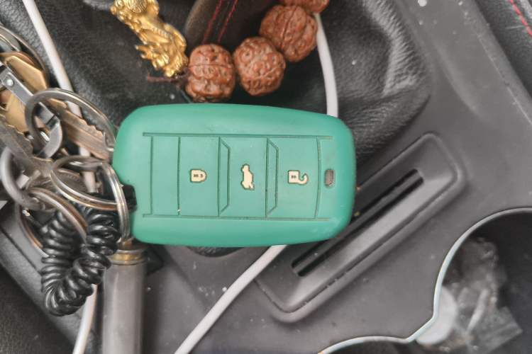 Used CHANGAN CS75 2016 1.5T Manual FENGSHANG Model
