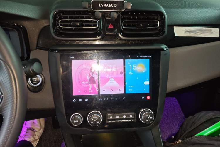 Used Lynk & Co 03 2022 2.0TD DCT GenioPlus
