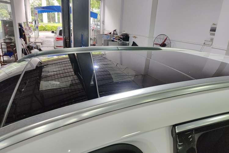 Used Mercedes-Benz GLC 2020 GLC 260 L 4MATIC Dynamic Model Roof