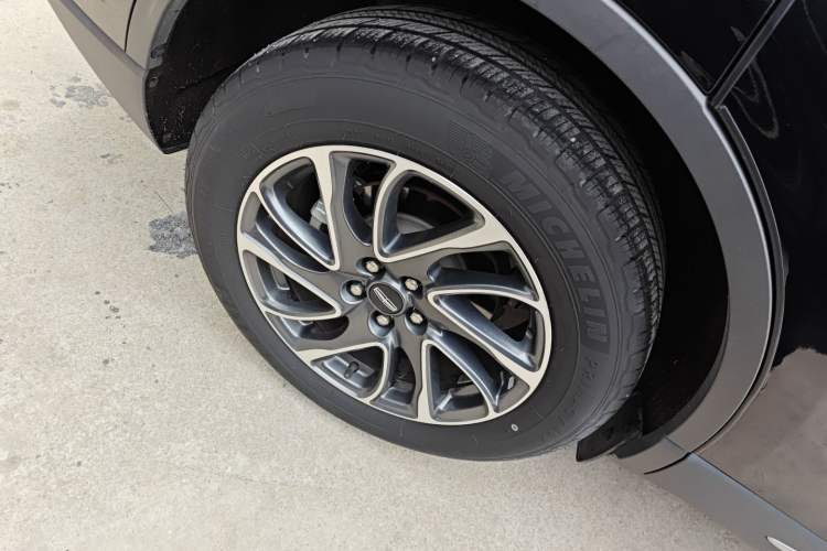 Used Lincoln Corsair 2022 2.0T Two-Wheel Drive Deluxe Edition