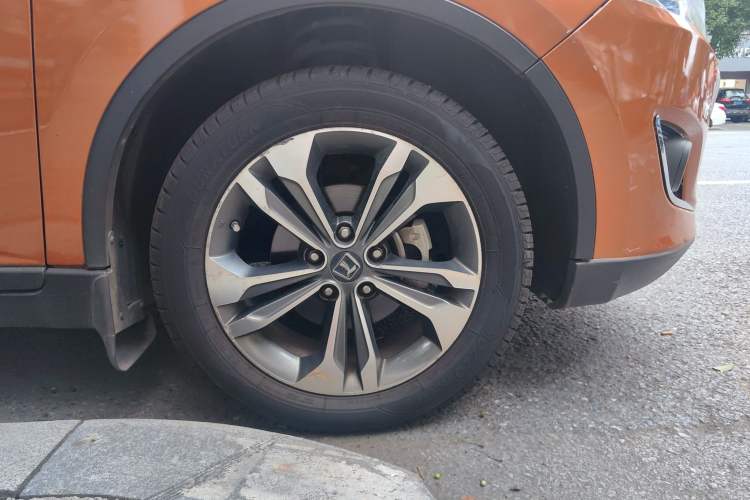 Used Luxgen U6 SUV 2015 1.8T Fashion Edition
