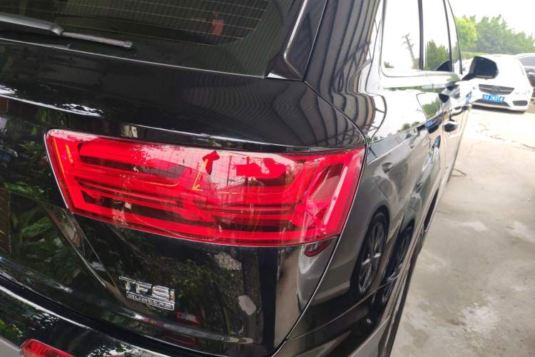 Used Audi Q7 2015 35 TFSI Ambition Edition
