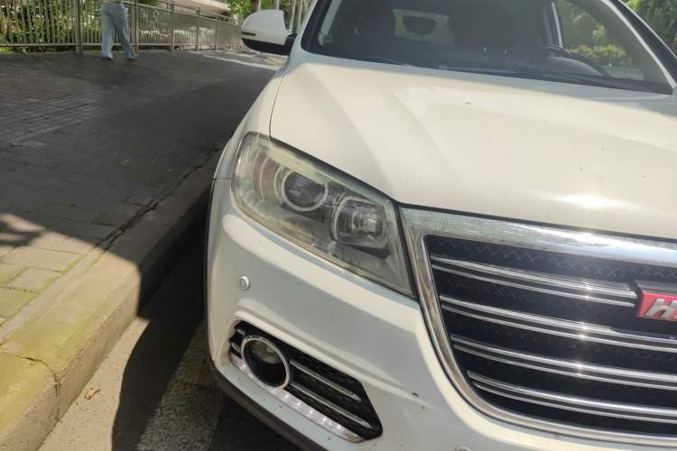 Used Haval H6 2013 Sport Edition 1.5T Manual Two-Wheel Drive Prestige Model Right Front Headlight