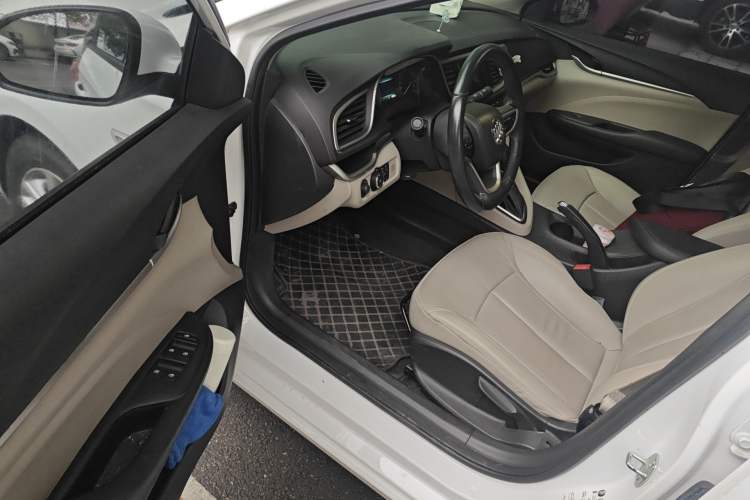 Used Buick GT 2019 15T Dual-Clutch Connected Elite Model China VI