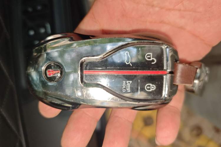 Used Hongqi HS7 2022 2.0T DCT Two-Wheel Drive Smart Connect Flagship Edition Five Seats
